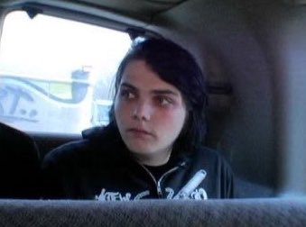 michael (chainsaw) tweet media