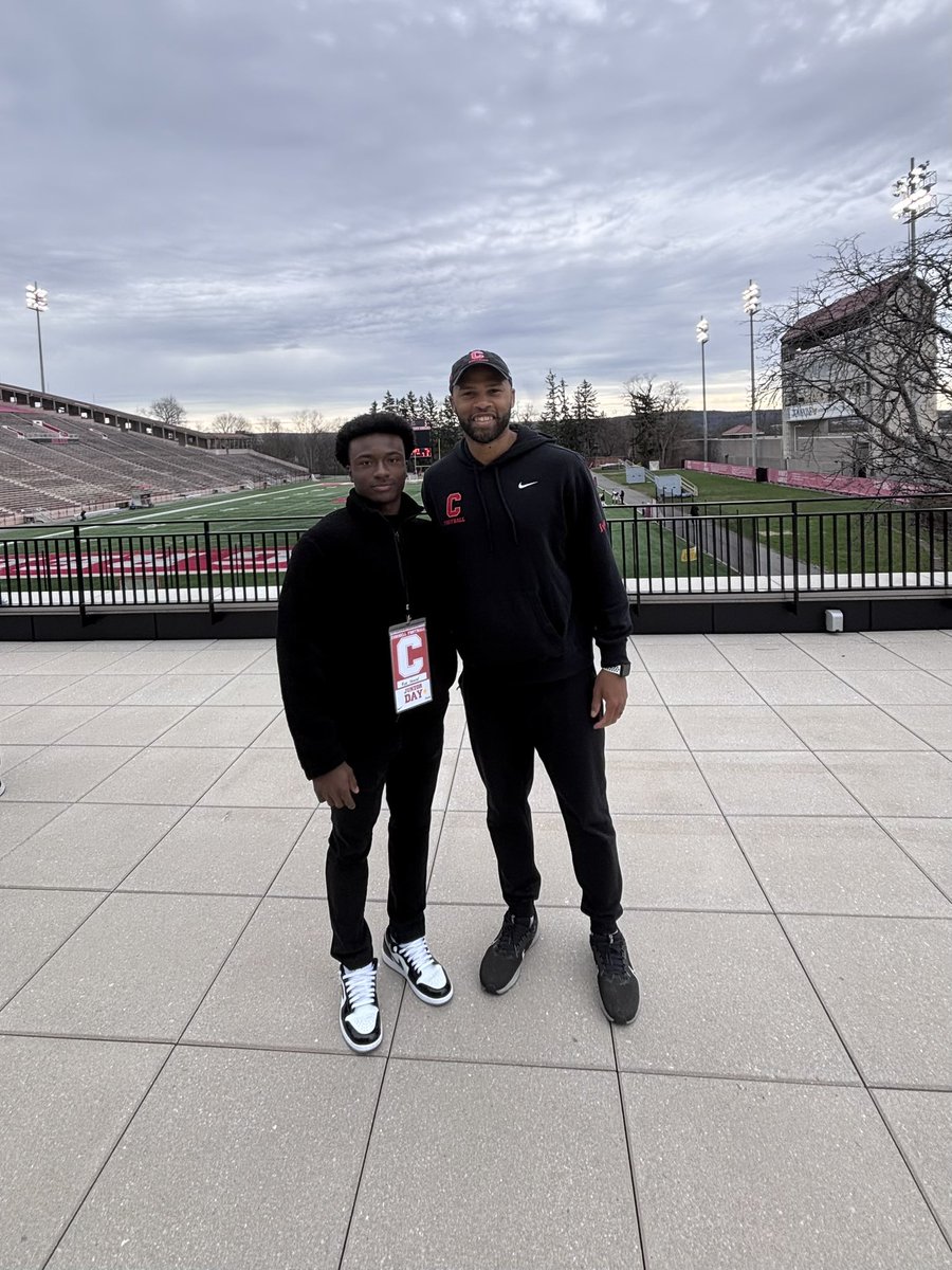 Kye_Shaw09's tweet photo. Had a great visit to @BigRed_Football! Thank you @CoachEFranklin for the invitation and @TerryUrsin for connecting with me. I loved everything the coaches shared, and I can’t wait for camp! https://t.co/dhwHRzHAz6