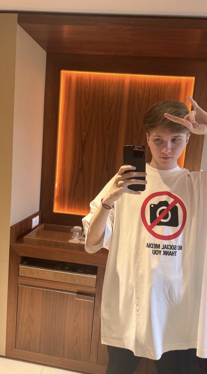 غدودزز tweet media