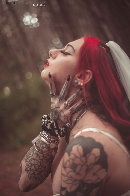 NZsHottest's tweet photo. A lost bride in the woods with inked skin and fearless confidence. Soft romance with a wild, seductive edge. 🌲🔥
#LostBride #InkedBabe #OutdoorShoot #CorsetStyle https://t.co/UZb9XV5BPM