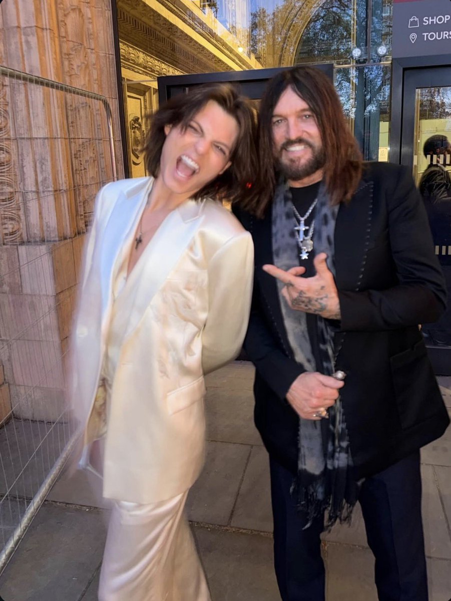 Billy Ray Cyrus tweet media