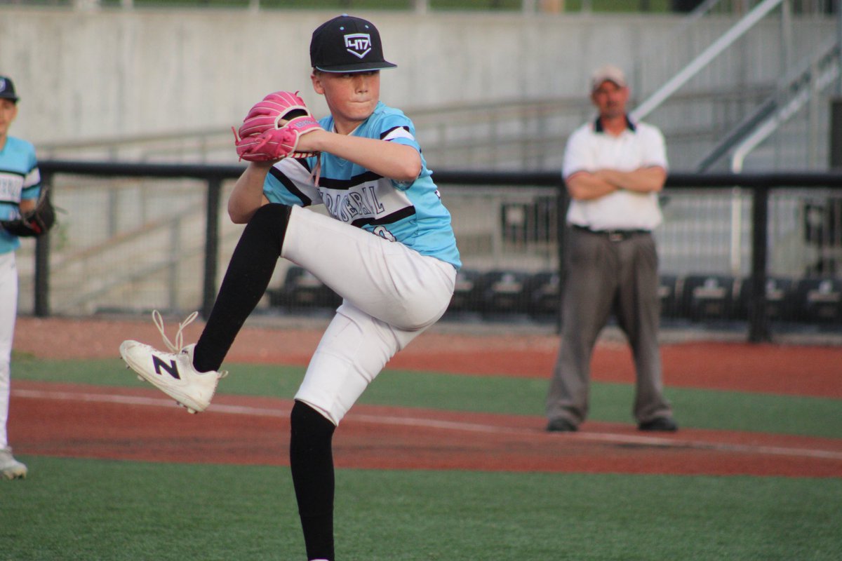 417BSBL's tweet photo. Lots of 417 Baseball last weekend between leagues and tournaments! #Family https://t.co/e0ZK8Ey6ar