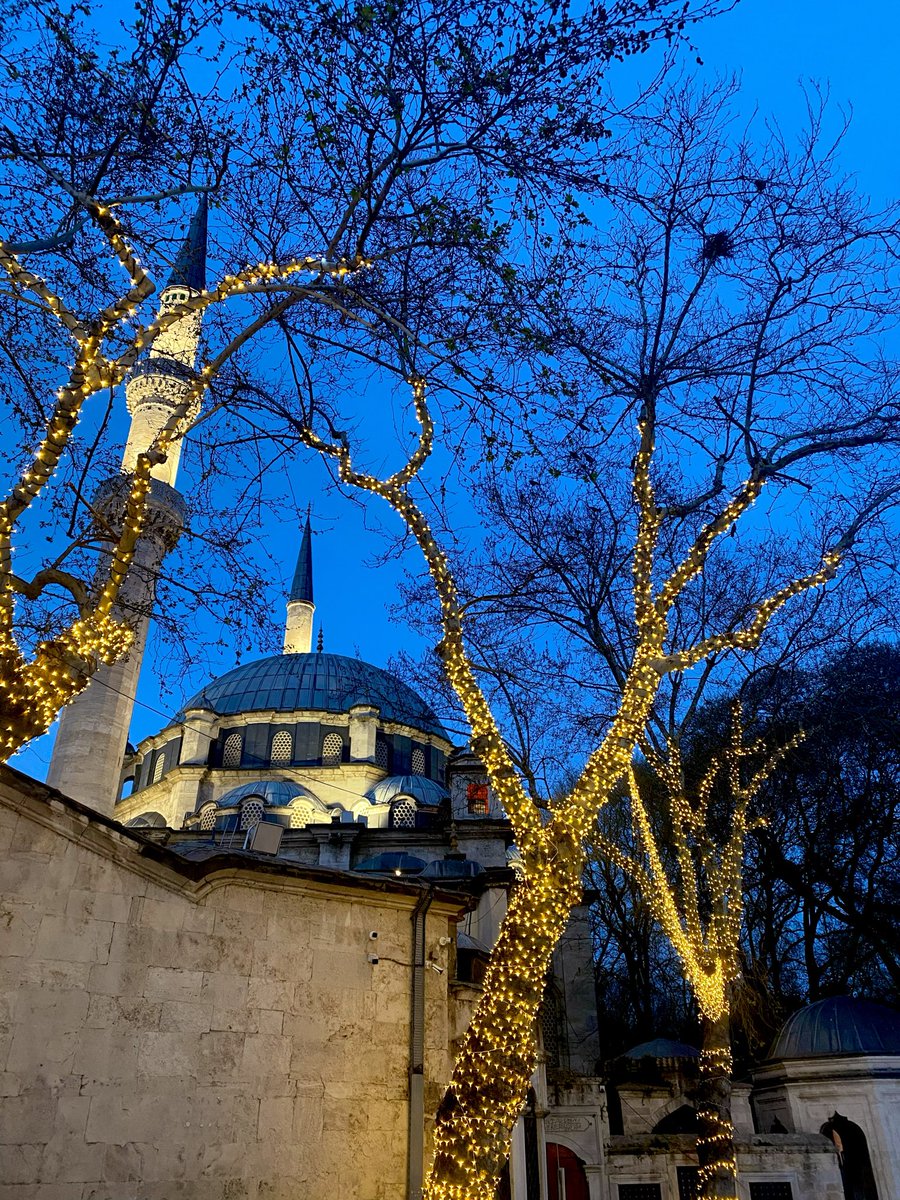 ozzens's tweet photo. Hiç kimse kendisi için gizlenen müjde ve mutluluğu bilemez

Secde’17 https://t.co/InoLRwGTIm