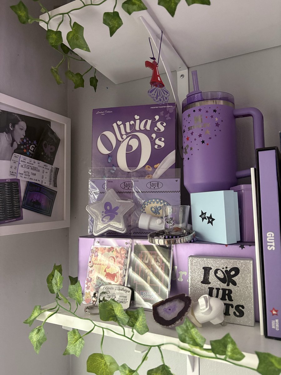 gray✮ so in love ♡ tweet media