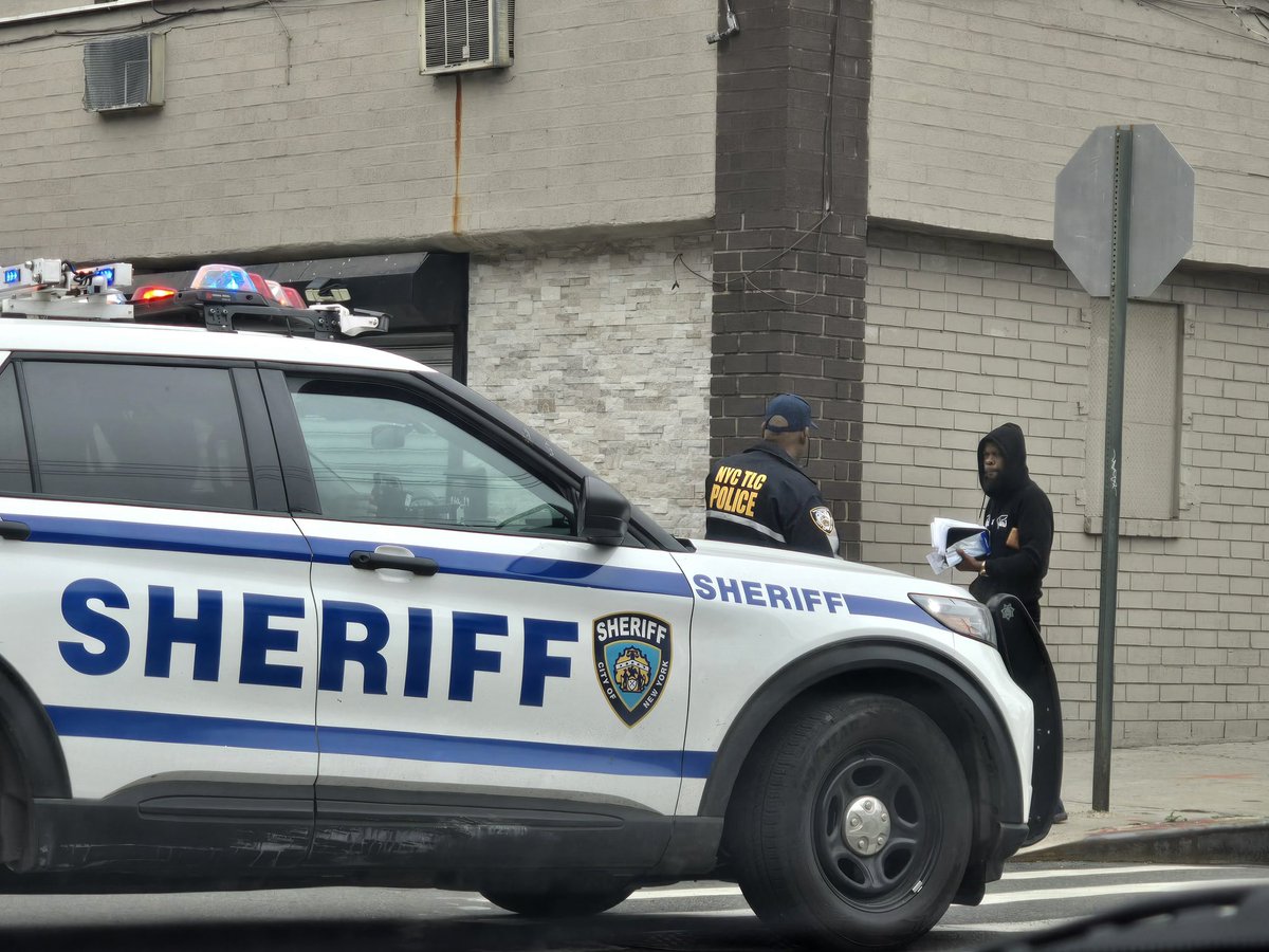 NYC SHERIFF tweet media