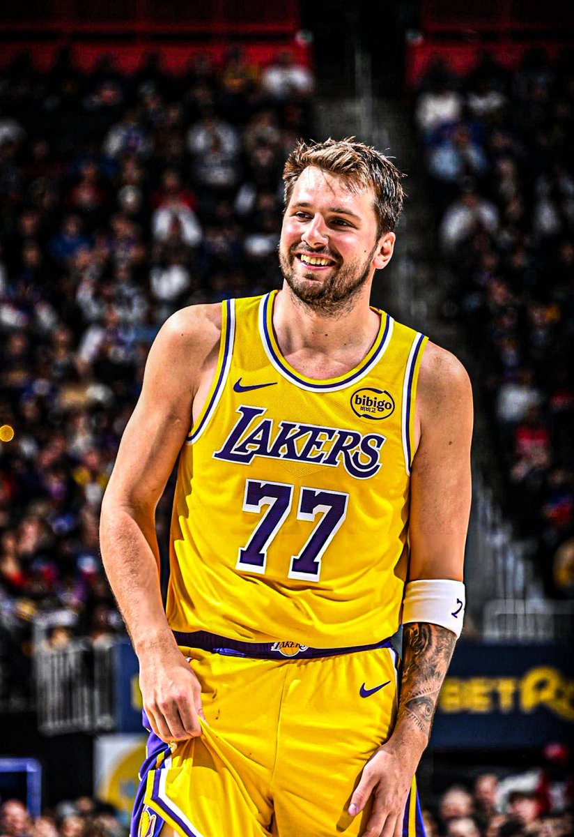 TheMagicBR's tweet photo. Temporadas com 32/7/7 na HISTÓRIA da NBA. 

3x- Luka Doncic 
1x - Michael Jordan

ELE É UM ABSURDO🔥🔥🔥 https://t.co/TcROSJ0TBl