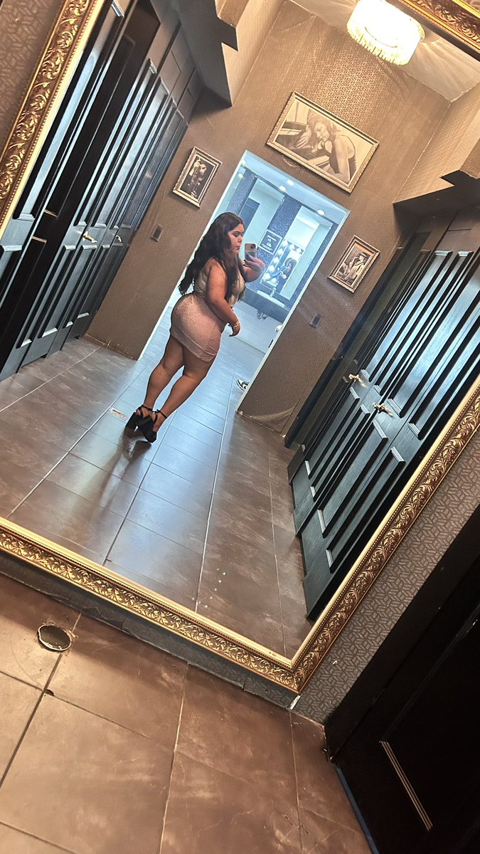 MbelleOnly's tweet photo. Después del antro la pasé increíble 
Todo aquí 👇 https://t.co/18JzE1NRY5
#onlyfans #only https://t.co/Y5oidJxTUQ