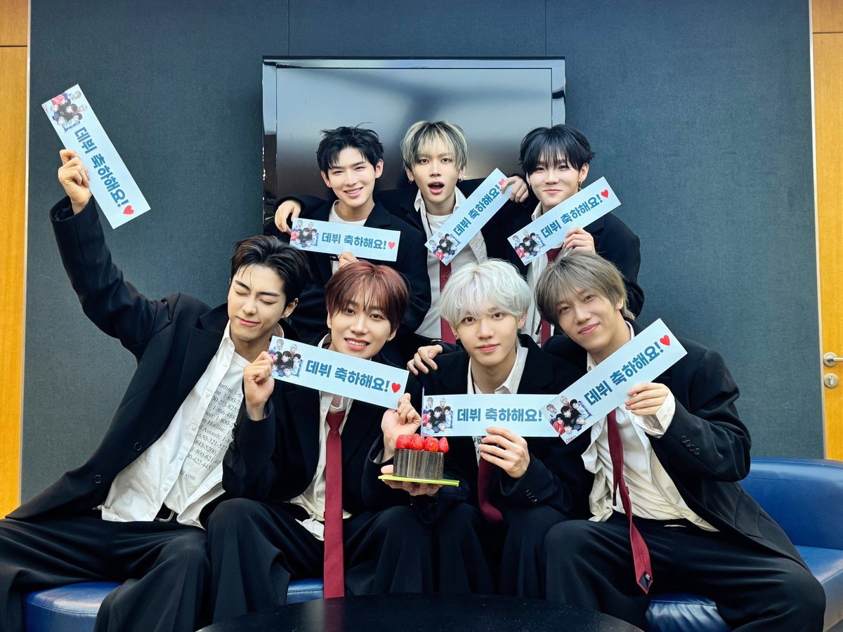 moonlynn0's tweet image. Modyssey’s Upcoming Schedule:

🗓️ APRIL 2026
•14/4,9:30 PM :MODYSSEY's special fan event 
•16/4, 6 PM : MCountdown Performance
•17/4, 5:10 PM : Music Bank Performance
–AM offline fansign – 19:30 (KST)
–AM online fansign – 21:30 (KST)
–SR online fansign 1.0 – 21:00 (CST)