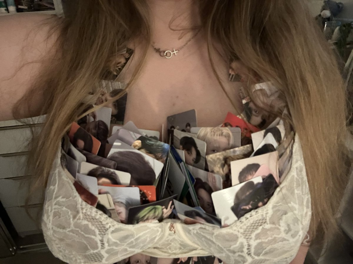 yeosang's wife tweet media