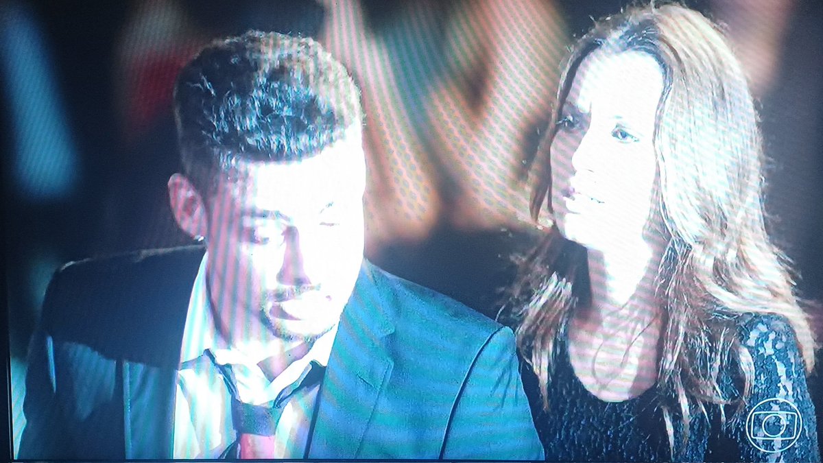 a gente odeia o Jorginho, mas no fim ele é o karma que a Carminha recebeu por todo o mal que faz e por odiar a Agatha gratuitamente #AvenidaBrasil