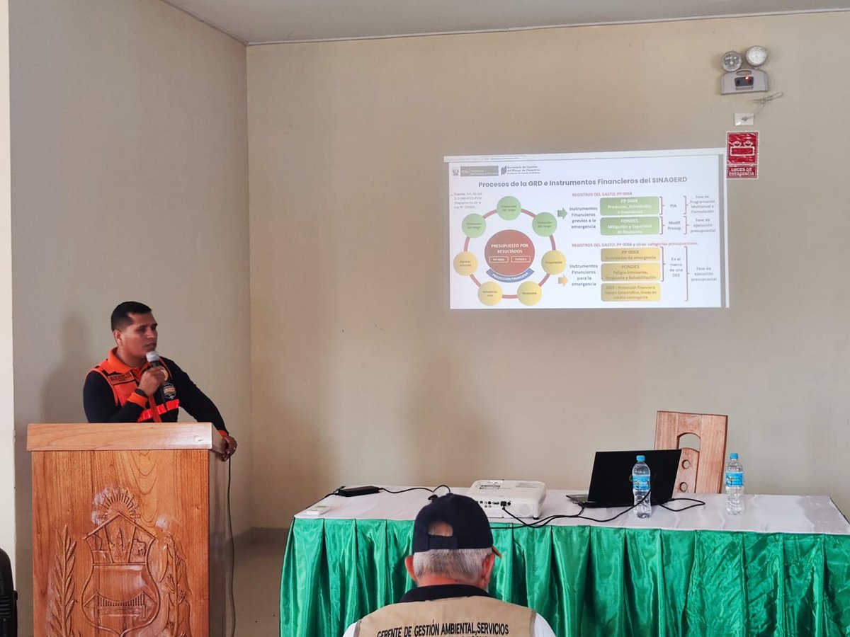indeciperu's tweet photo. 📍San Martín
🔸Personal del INDECI brindó asistencia técnica en la Municipalidad Provincial de Picota para la incorporación y ejecución del PP068 y el acceso a recursos del #FONDES, fortaleciendo capacidades de funcionarios municipales en el marco normativo. https://t.co/UhOJcUePXJ