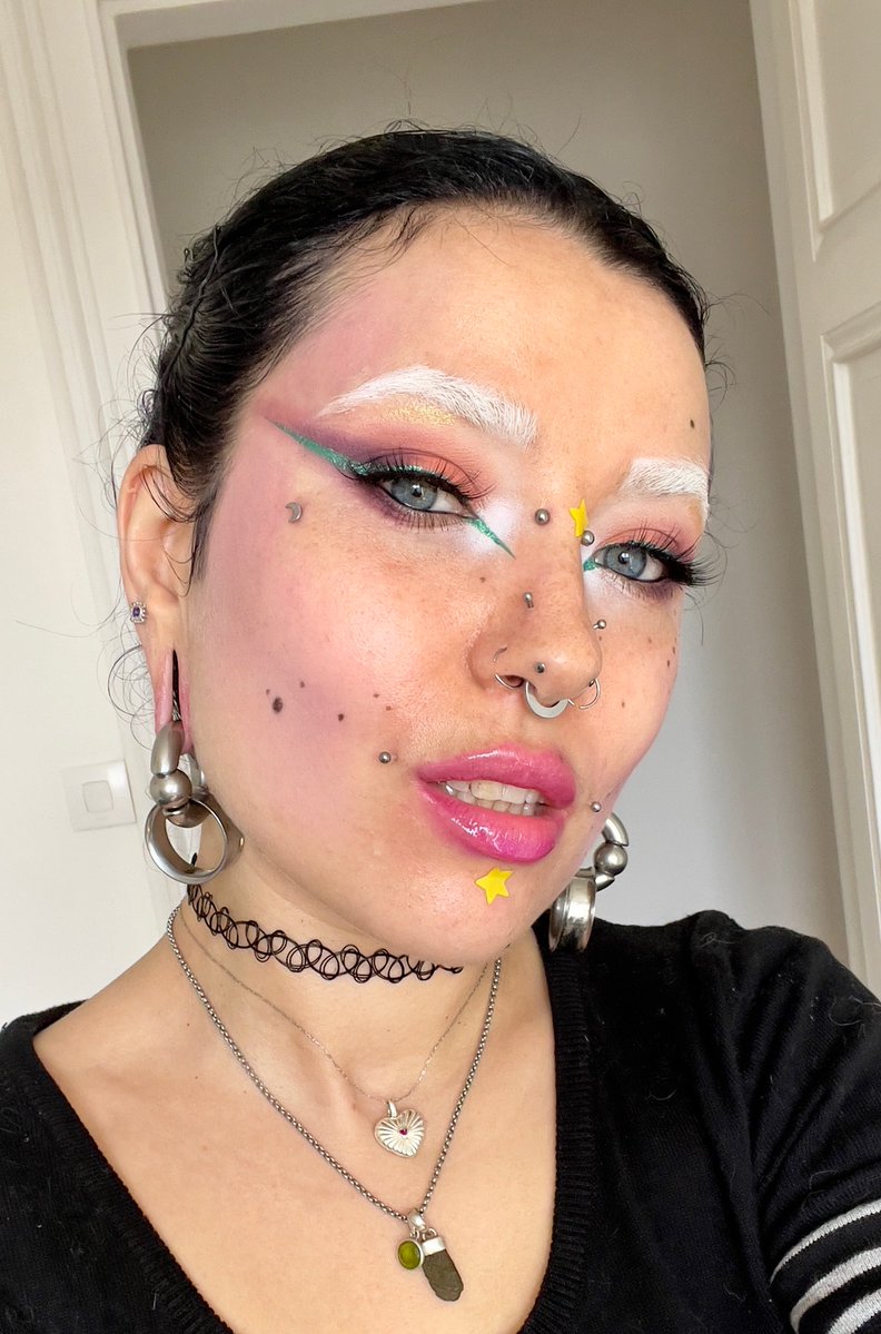 🕷️ Ｓａｄｉｖａ 🪽✨ tweet media