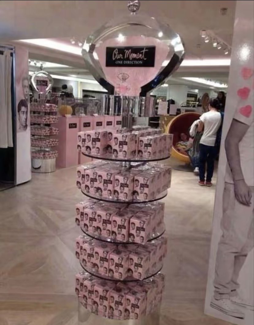 payno ❯❯❯❯❯ tweet media