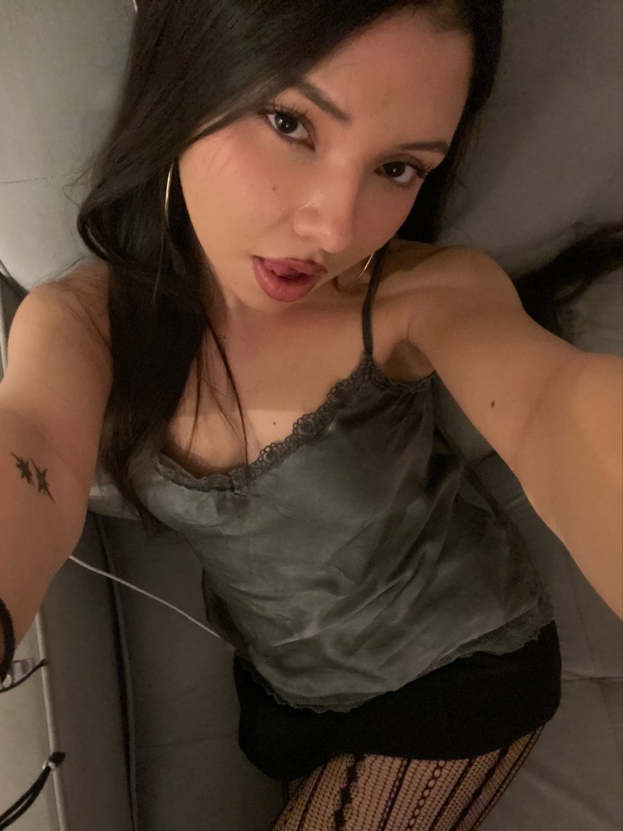 ｡ ﾟ˖ ✧ ⊹ c saw stray kids! tweet media