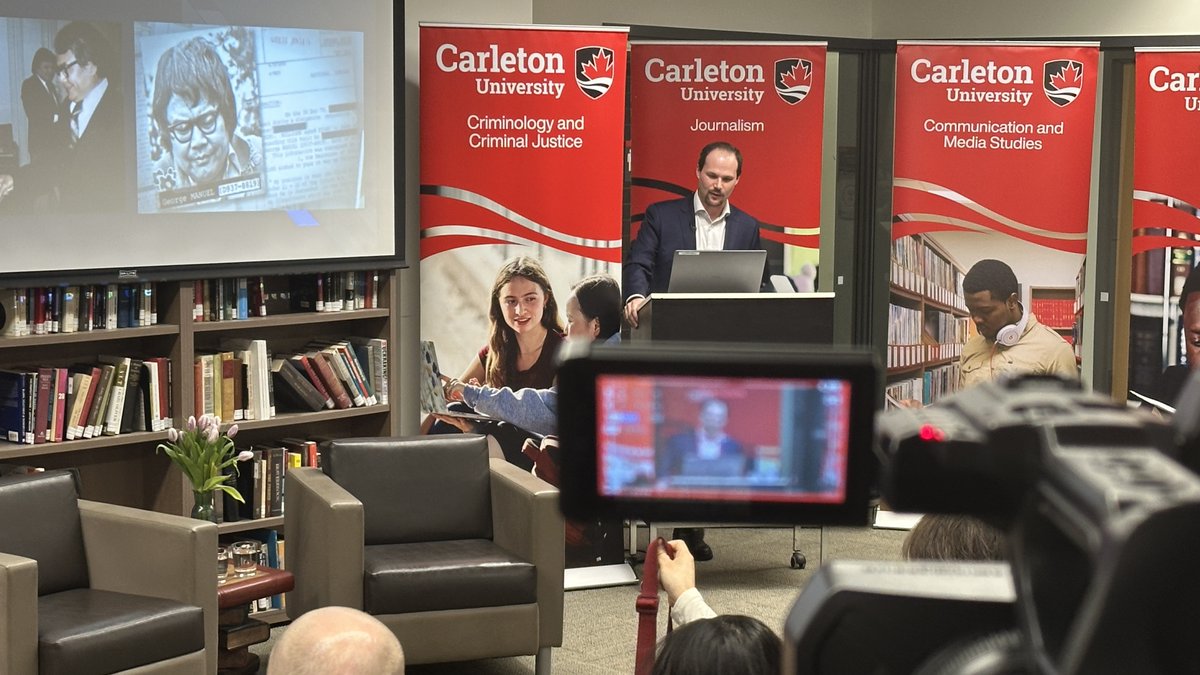 Carleton J-School tweet media
