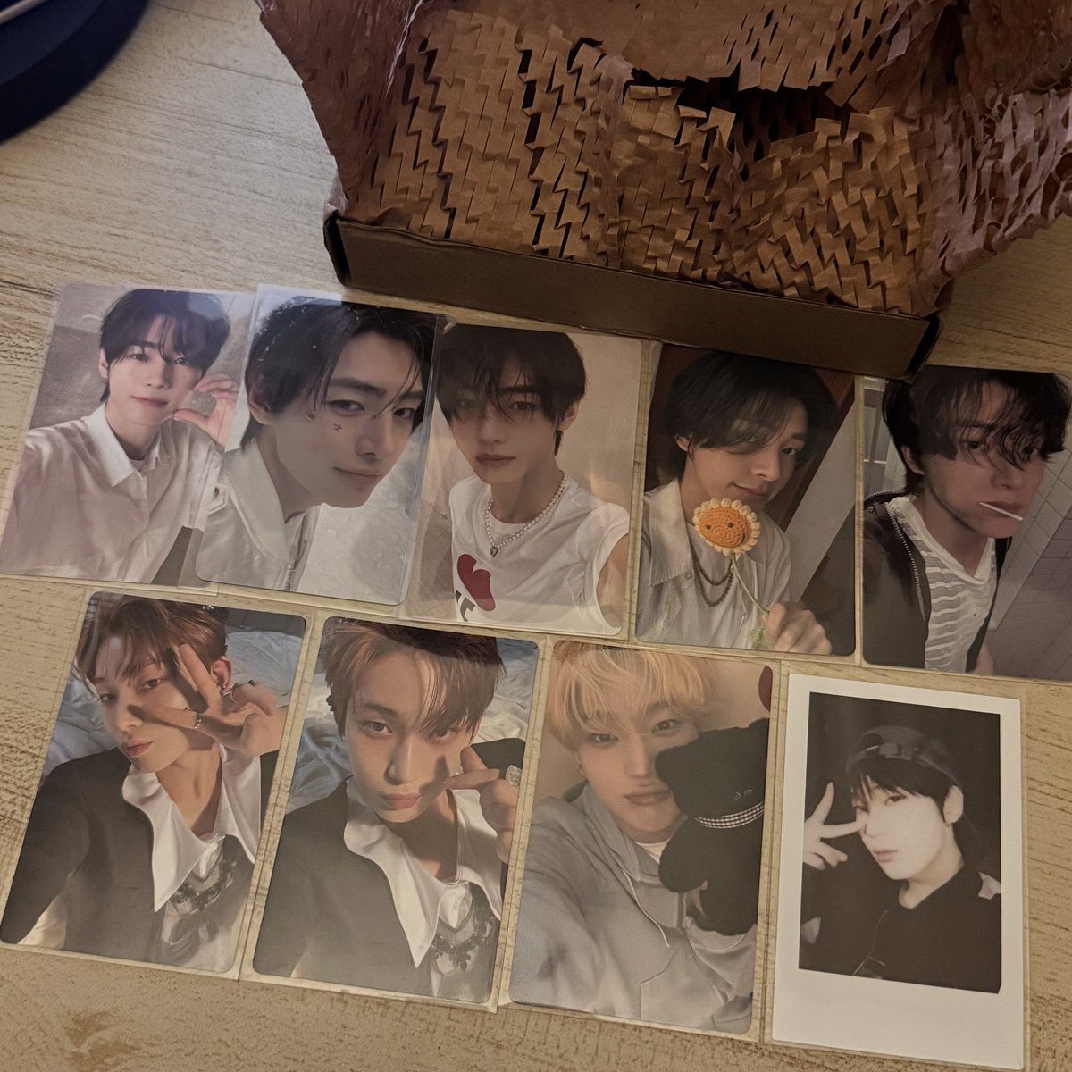 condensedlatte's tweet photo. sunjakehoon mail ! 💌

tysm @aeriwithcart super smooth transaction no hassle :D til next budol! ♥️

#mailfromaeri ♡ https://t.co/k084Of22x6