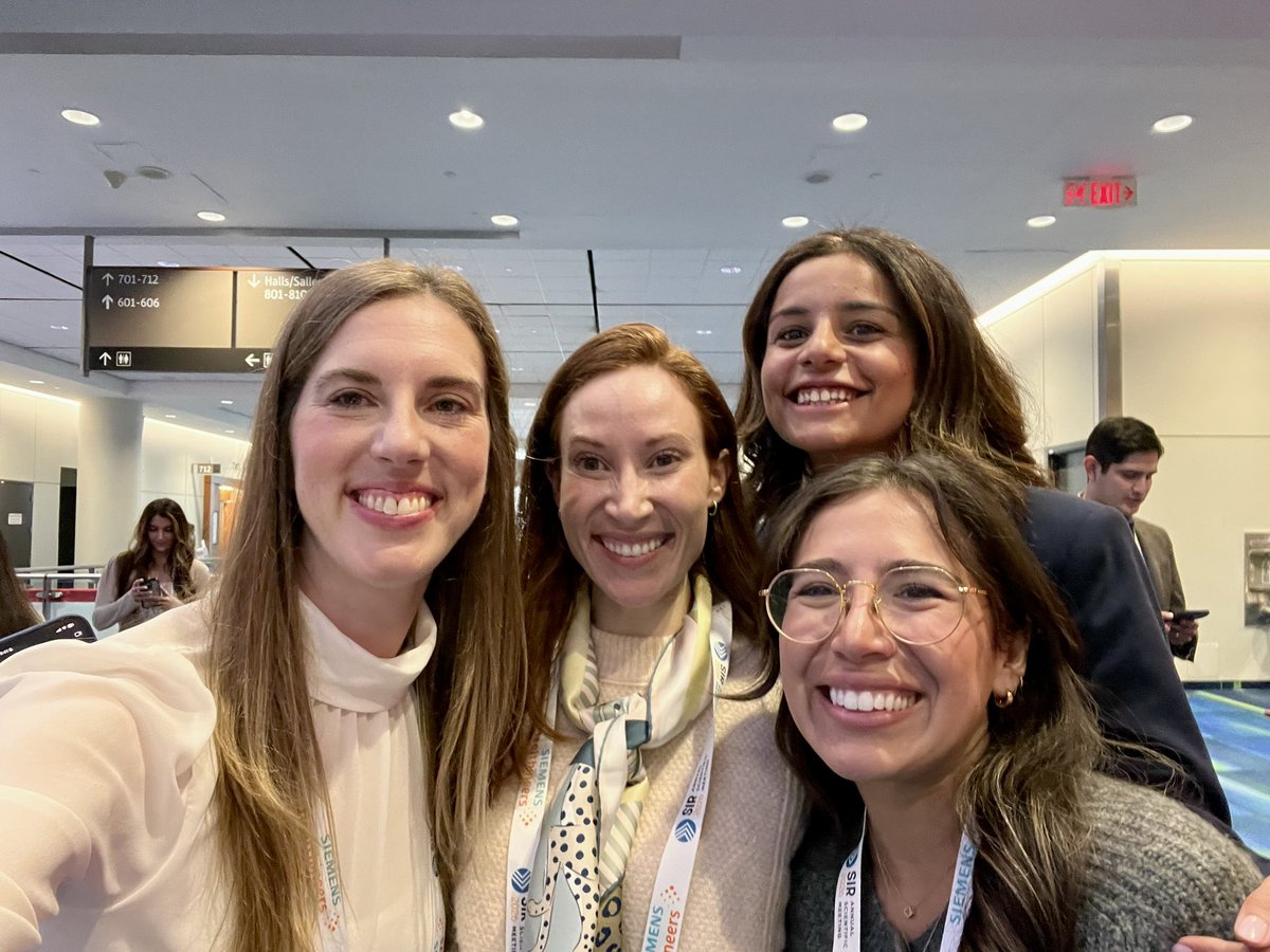 UNCRadiology's tweet photo. What a strong presence of VIR Tar Heels in Toronto! https://t.co/79sUbhXN0L
