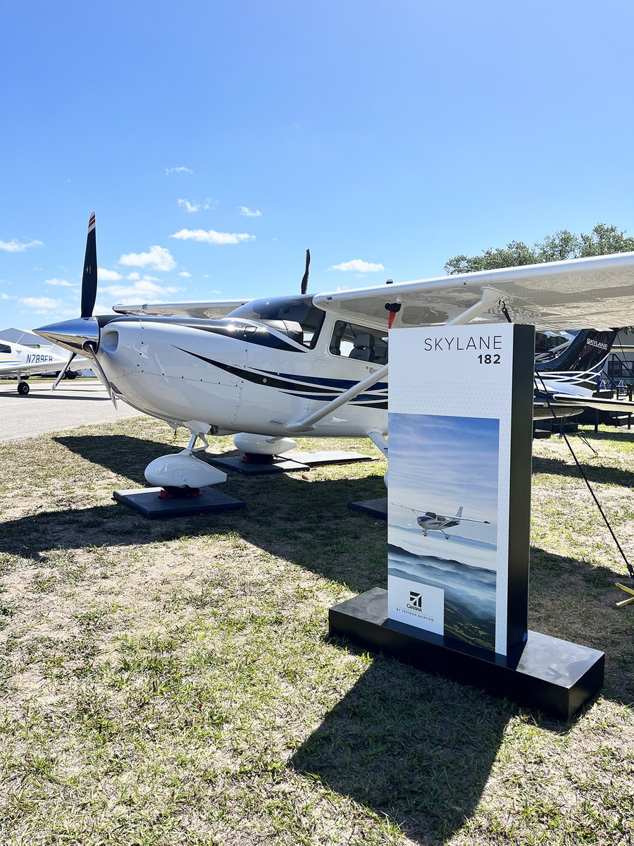 TextronAviation's tweet image. Who’s ready for Sun ’n Fun? 🏝️

#SNF2026 kicks off tomorrow, and we’re excited to showcase our @Cessna, @Beechcraft and @PipistrelEU aircraft in Lakeland, Florida. Visit our team and see what’s waiting at our booth.