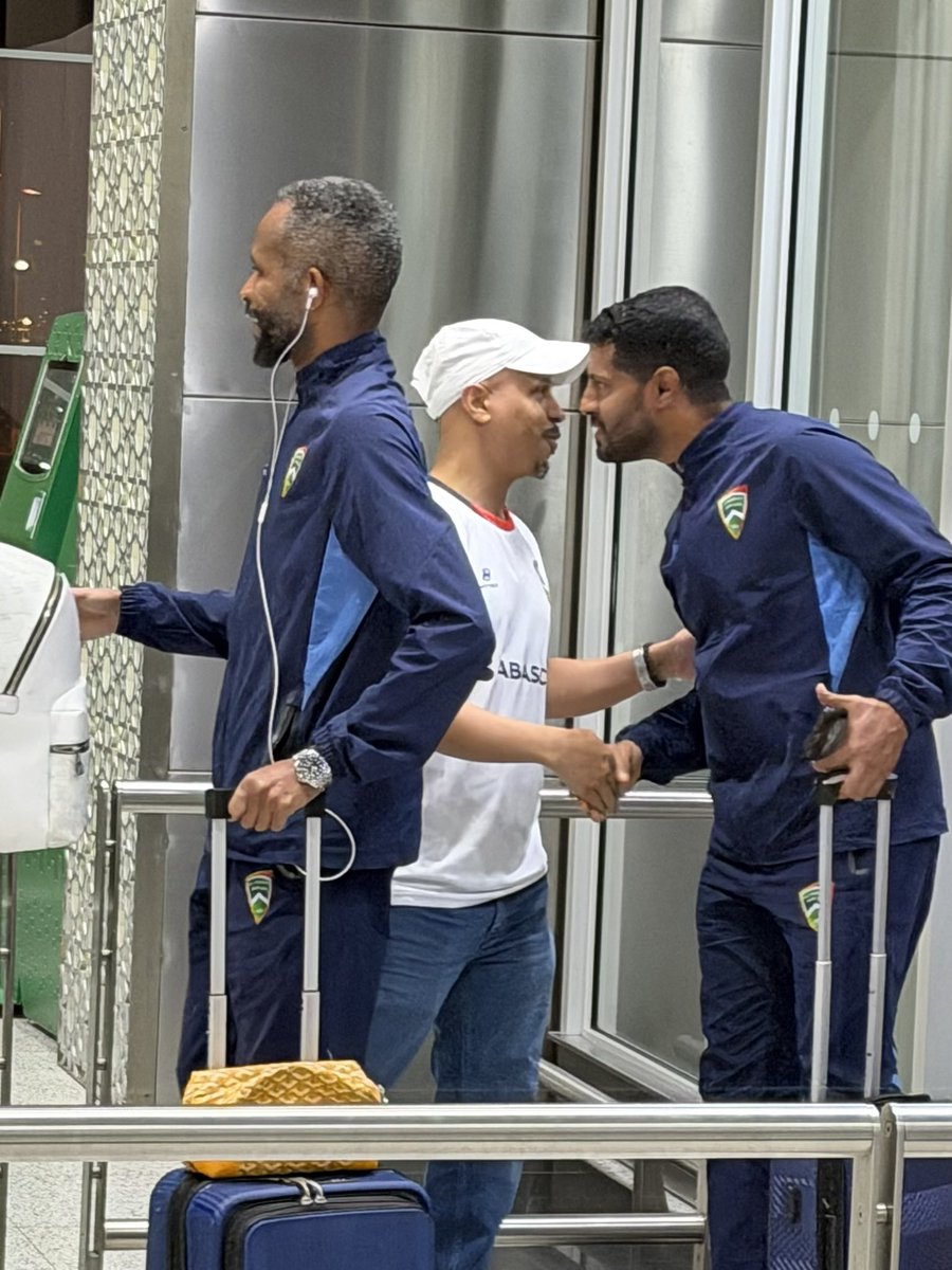 وصول الأبطال 💚

وصل فريق تحت 21 عامًا بنادي الأنصار إلى مطار الأمير محمد بن عبدالعزيز بالمدينة المنورة، بعد فوزه المستحق على نادي التضامن وتأهله إلى النهائي 👏

لحظات وصول مليئة بالفخر بعد أداء مميز وروح عالية من نجومنا 🇸🇦

كل التوفيق لأبطالنا في المواجهة القادمة أمام النادي