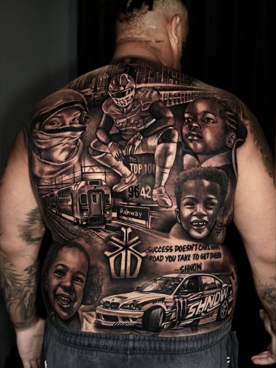 BussinWTB's tweet photo. Dion Dawkins new back tattoo is INSANE 🔥🔥🔥 https://t.co/nmAmtrLl8N