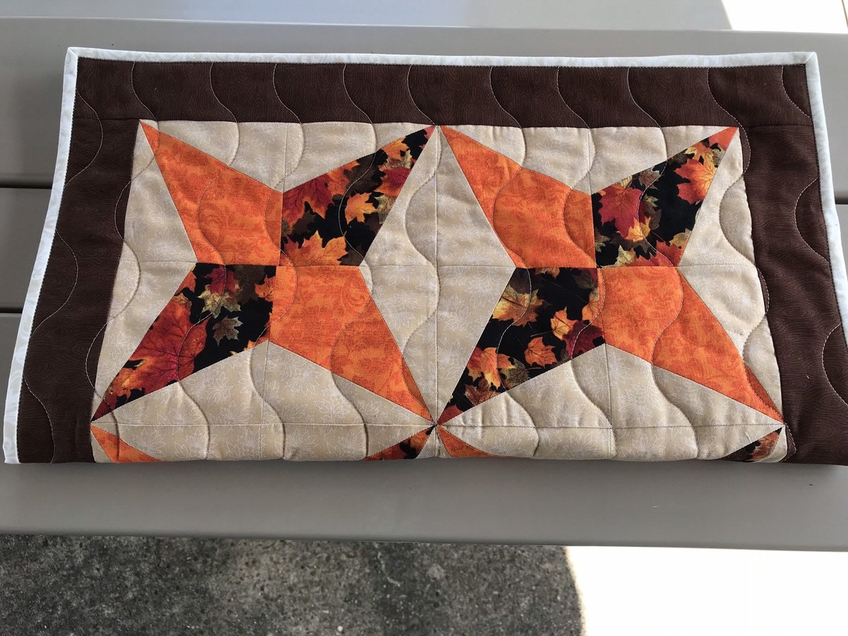 angelhw1956's tweet image. Quilted Thanksgiving /Fall Table Runner tuppu.net/e35964f3  #Thanksgiving