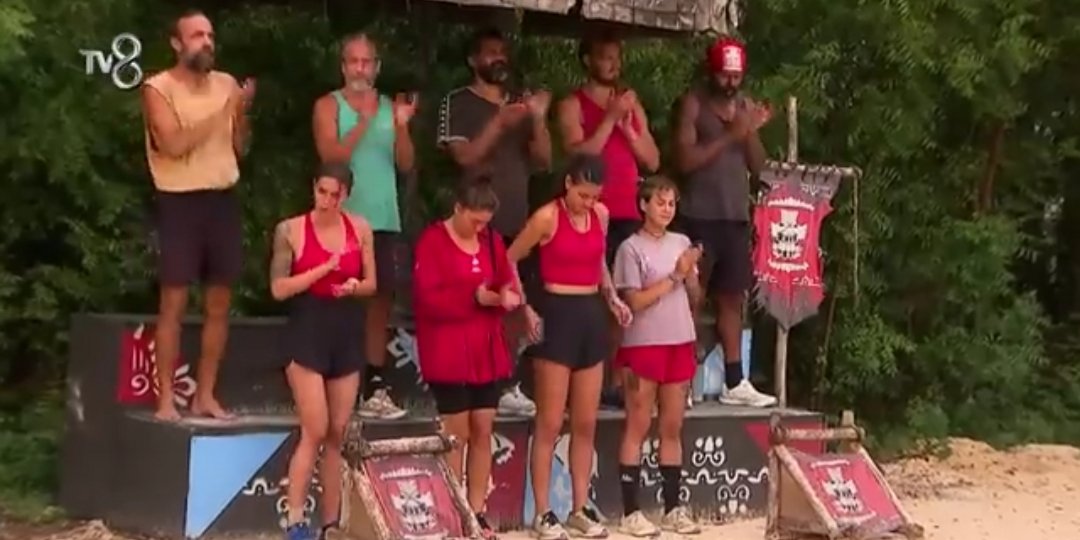 Sinem💋 tweet media