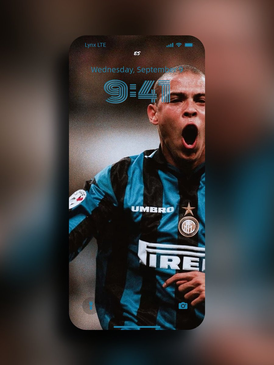 lynxchizzy's tweet image. Let's see your wallpaper here's mine.
#inter #milan #Ronaldo