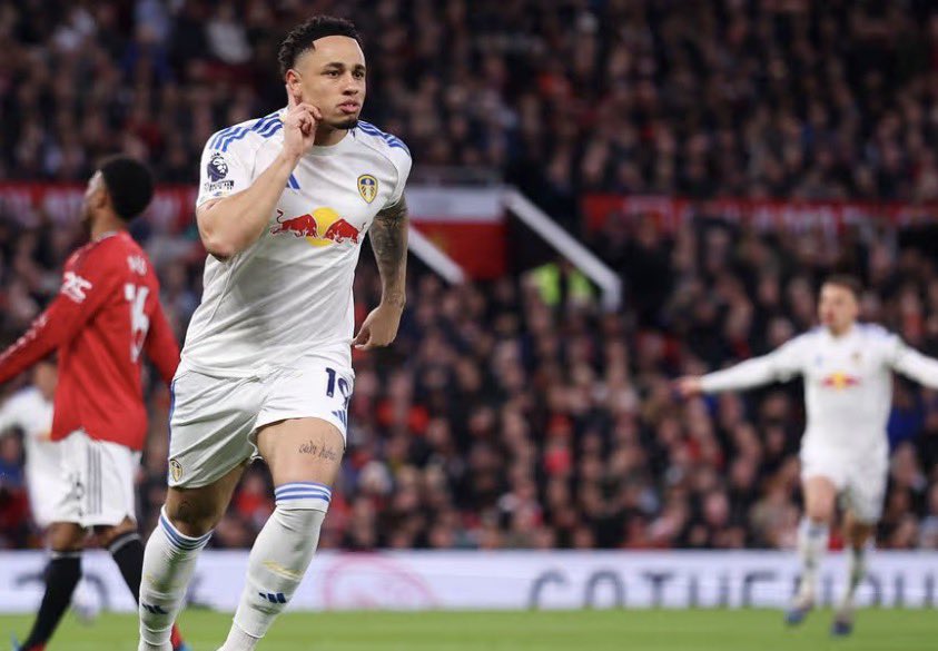 LA TIENEN TODOS ADENTRO DESDE LOS ANTI HASTA LOS DEL FOREST, CHÚPENLE TODOS LA PIJA AL LEEDS MANGA DE PUTOS, LEEDS ES DE LA PREMIER Y DE LA PREMIER, NO SE VA, RESPETEN.