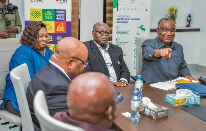 AmewuFranc60092's tweet image. Au cœur de la #PIA, les députés francophones explorent les atouts du #Togo comme futur hub industriel en #Afrique de l’#Ouest en  présence du président de l'@assnatTogo Mr @KSKlassou
#Coopération #APF #Togo