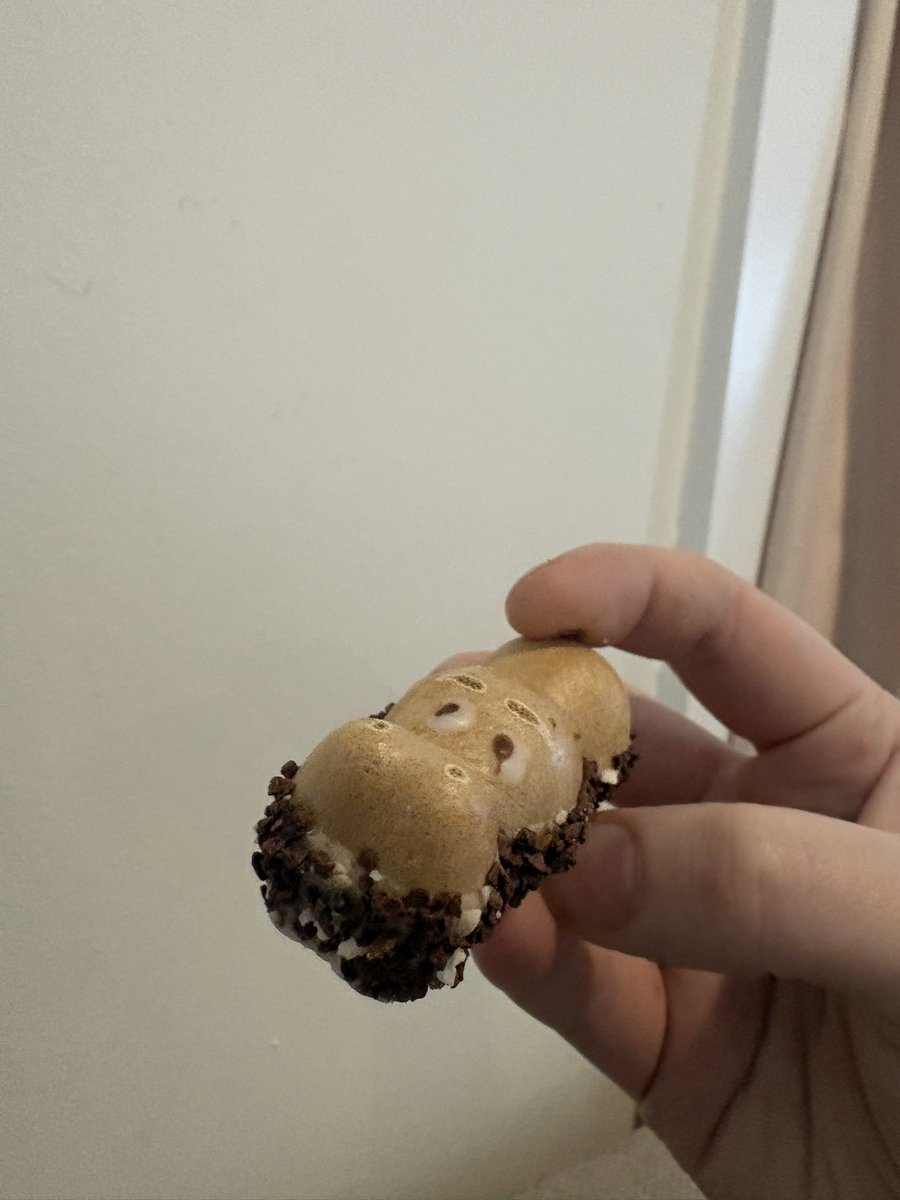 63grussell63's tweet image. Holy shit.