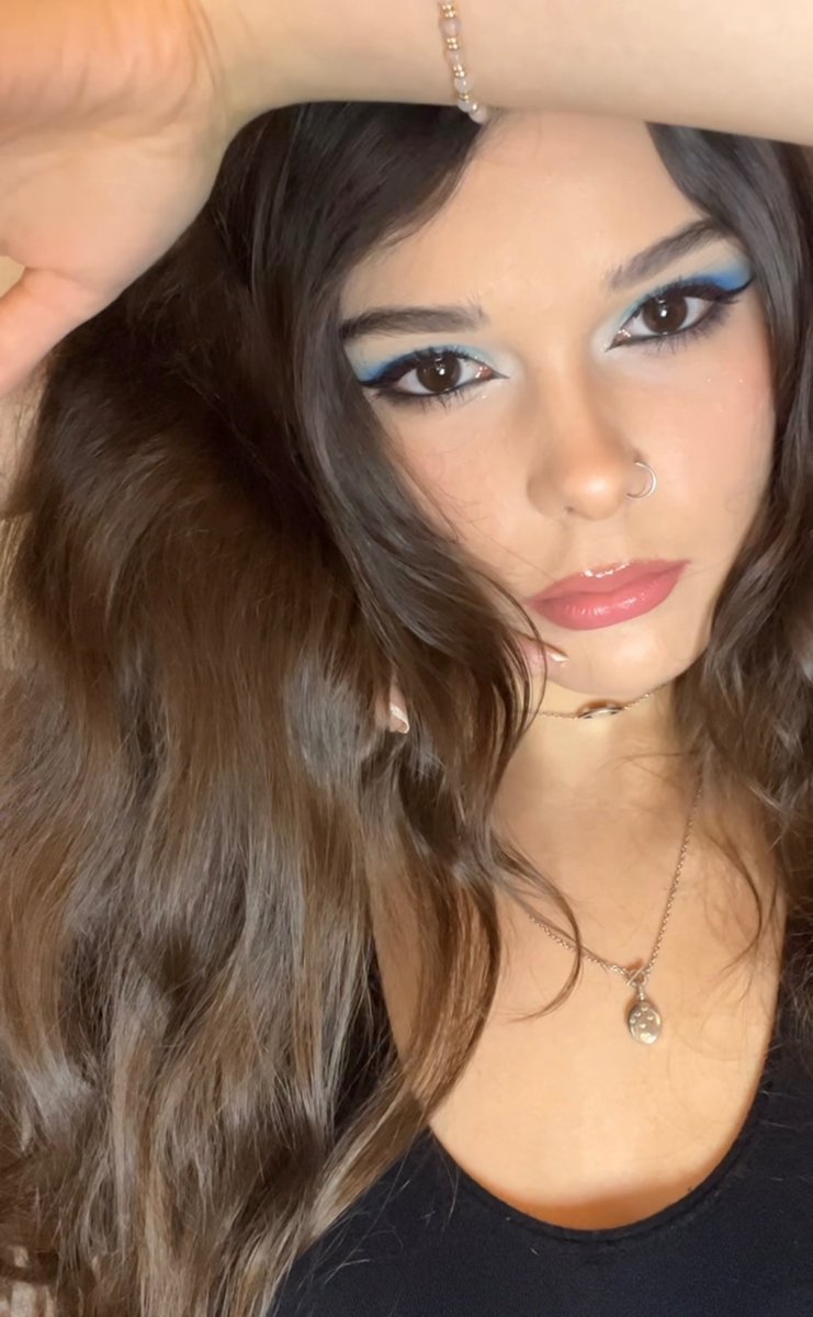 Blaizeykay's tweet image. #hudabeauty #nofilter