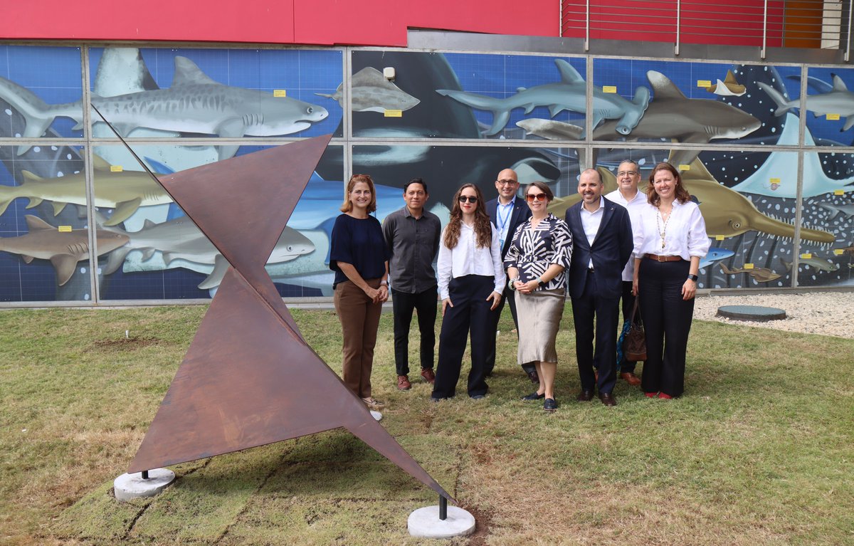 Biomuseo tweet media