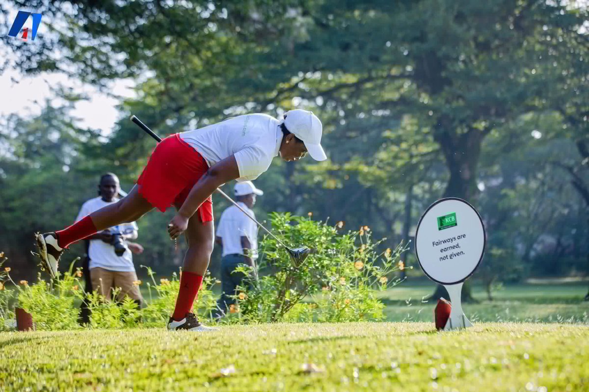 Certaines des balles d’entraînement que KCB a apportés aux membres dans le cadre de la préparation des compétitions prévues le 25/04/2026
Mrc KCB 🙏
#KCBBurundi #KCBEAGolfTour #Burundi <a href="/KCBBurundi/">KCB Burundi</a> <a href="/KCBInKenya/">KCB Kenya</a> <a href="/kcbbankug/">KCB BANK UGANDA</a> <a href="/KCBBankTZ/">KCB Bank Tanzania</a> <a href="/kcbgroup/">KCB Group Plc</a> #golfclubbujumbura