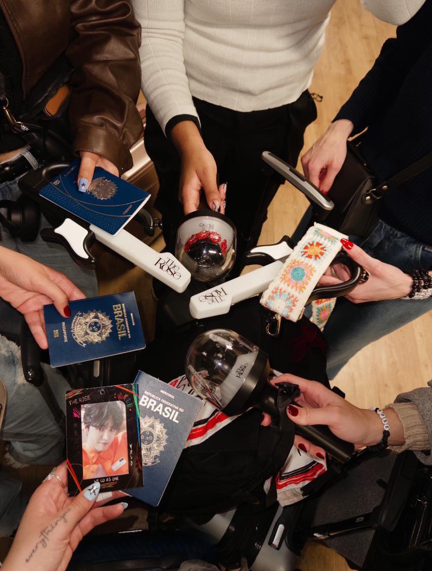 𝐥𝐚𝐫𝐢𝐬⁷ vai ver o bts tweet media