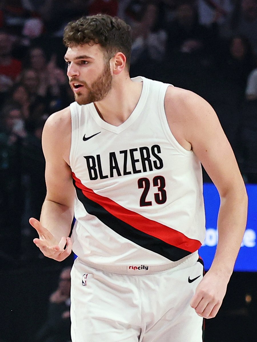 TheOldManAndTheThree tweet media