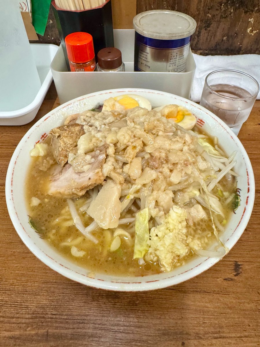 ごろりん tweet media