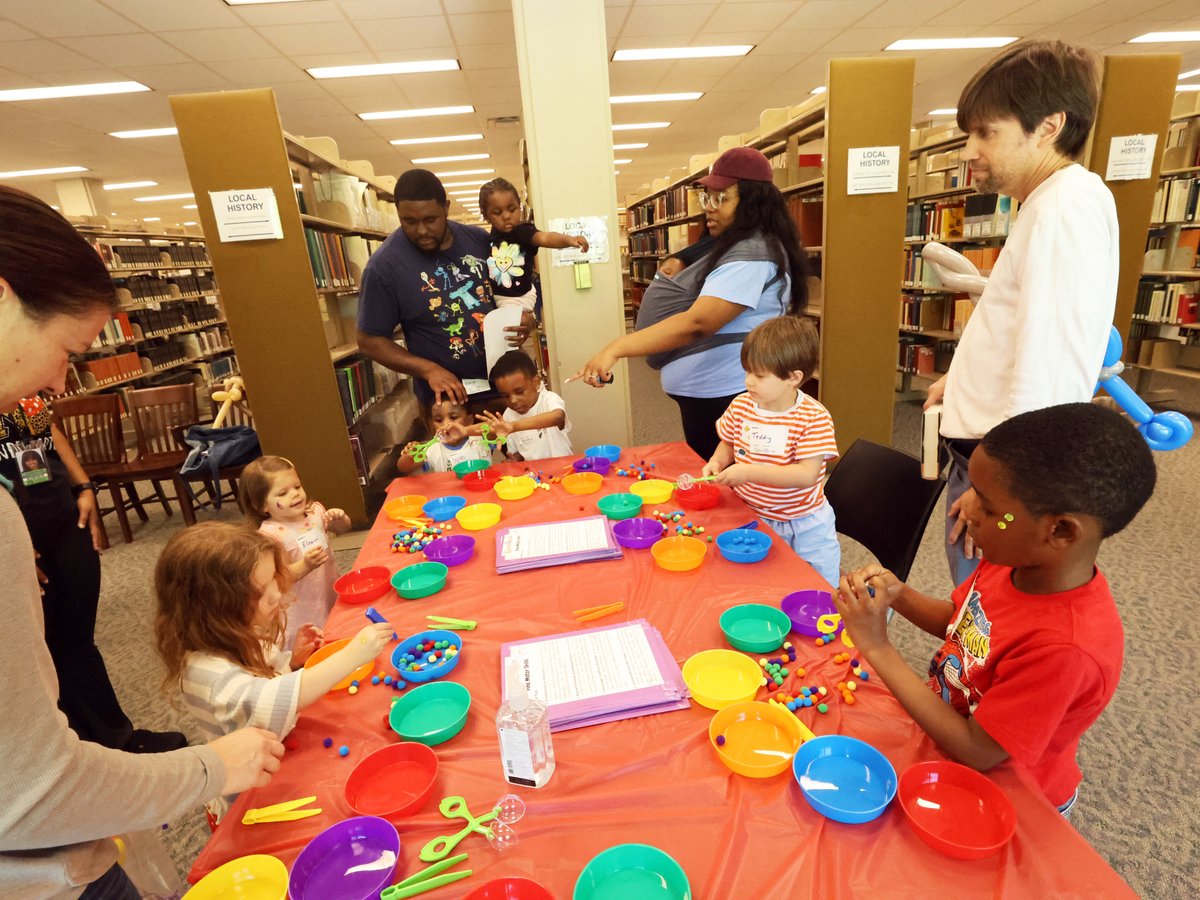 TCSBoardofEd's tweet photo. .@tuscaloosareads  was proud to partner with the @tplbooks to host Kinderpalooza, a fun and engaging event that brought families together to support early learning and Kindergarten readiness!

Designed for children ages 3–5 and their caregivers, the event created meaningful opportunities for family engagement through hands-on learning experiences and interactive stations focused on essential early literacy and school readiness skills. Families connected with local community organizations, explored resources, and gained valuable tools to support learning at home.

The day was filled with excitement—from face painting and story time to balloon artists and more—creating a welcoming and joyful environment for children and families alike. The first 100 children in attendance also received backpacks filled with learning materials, books, and meal vouchers, helping extend the experience beyond the event.

Kinderpalooza was a wonderful example of what’s possible when schools, families, and community partners come together to support our youngest learners. @MikeDaria @tidecam @MathNEWelS @CarmanTidwell @bamagrace12 @TerriCeleste1 @TuscaloosaEduc1 @AngieFMorrison @ESPNupe
