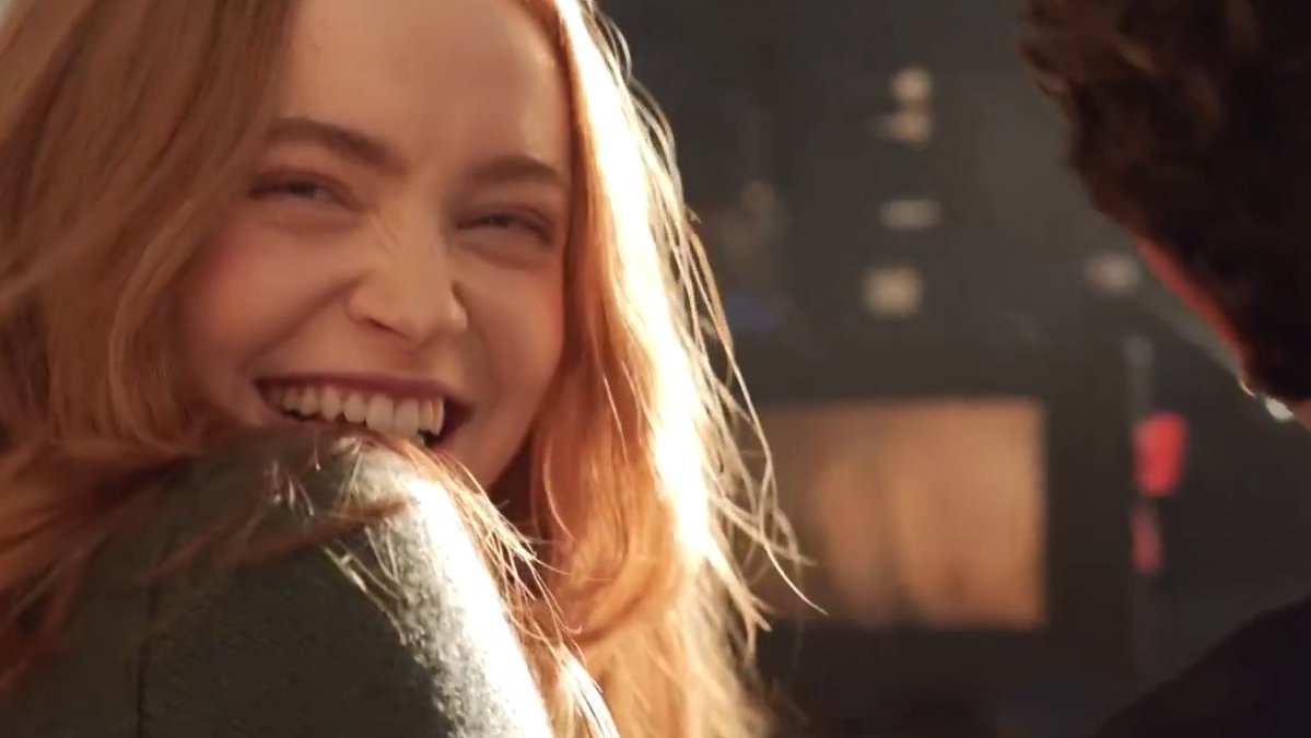 sadie sink posts tweet media