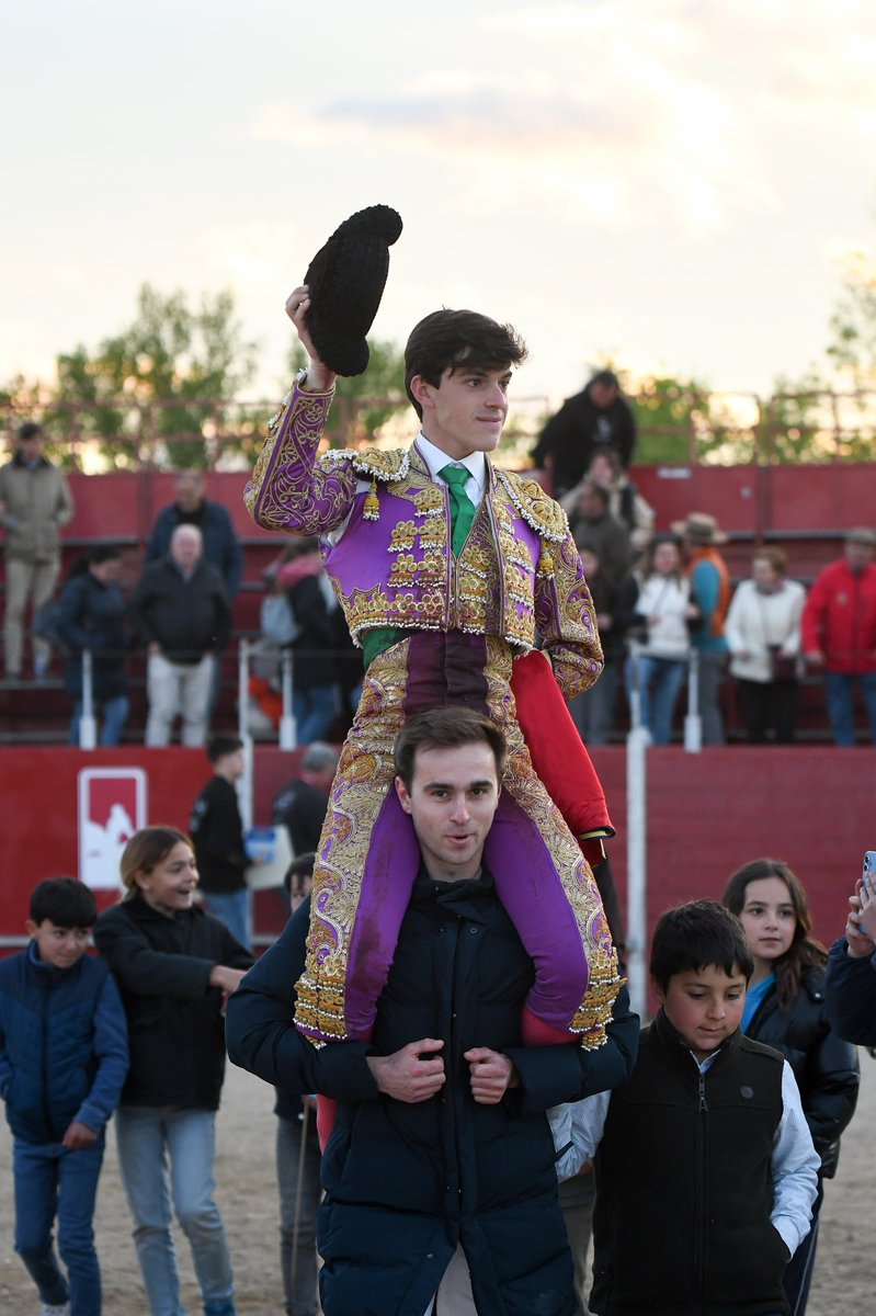 Circuito de Novilladas de la Comunidad de Madrid tweet media