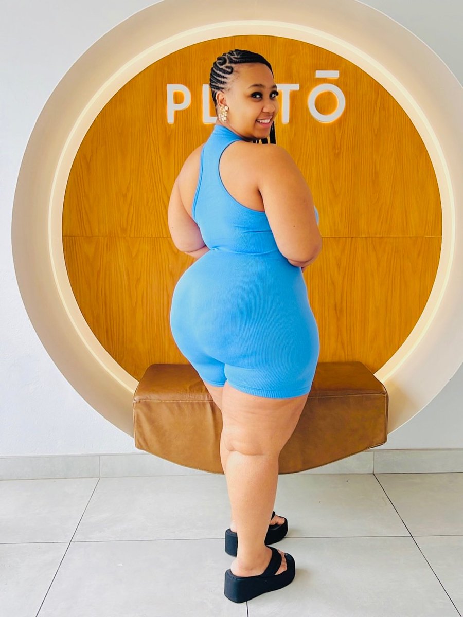 PlusSizeHub_1's tweet image. Laura hlophe