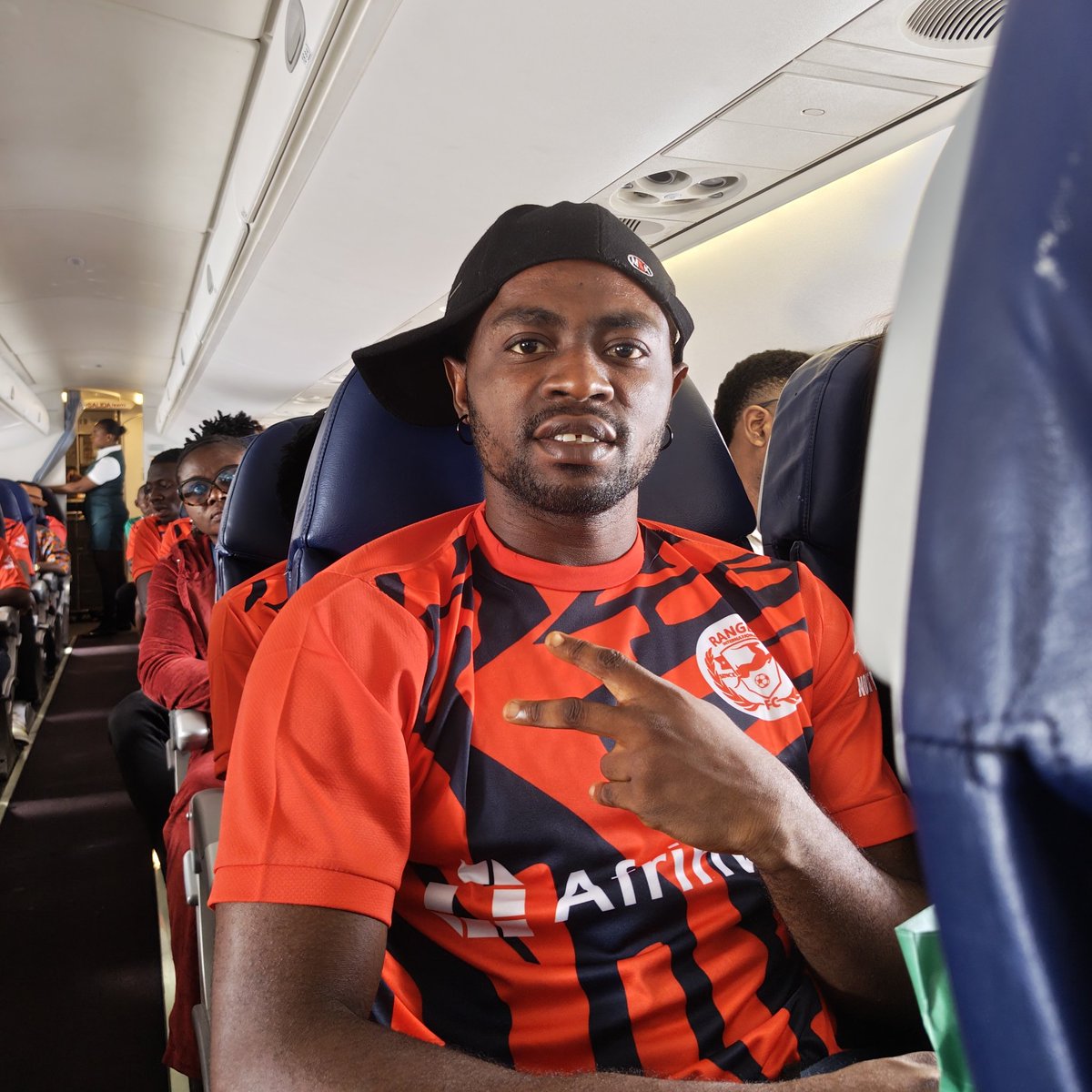 Rangers_Intl's tweet image. Mission done. Journey completed safely.
Thank God for journey mercies.
Eje ana bụ isi ije.

#BackHome #Grateful