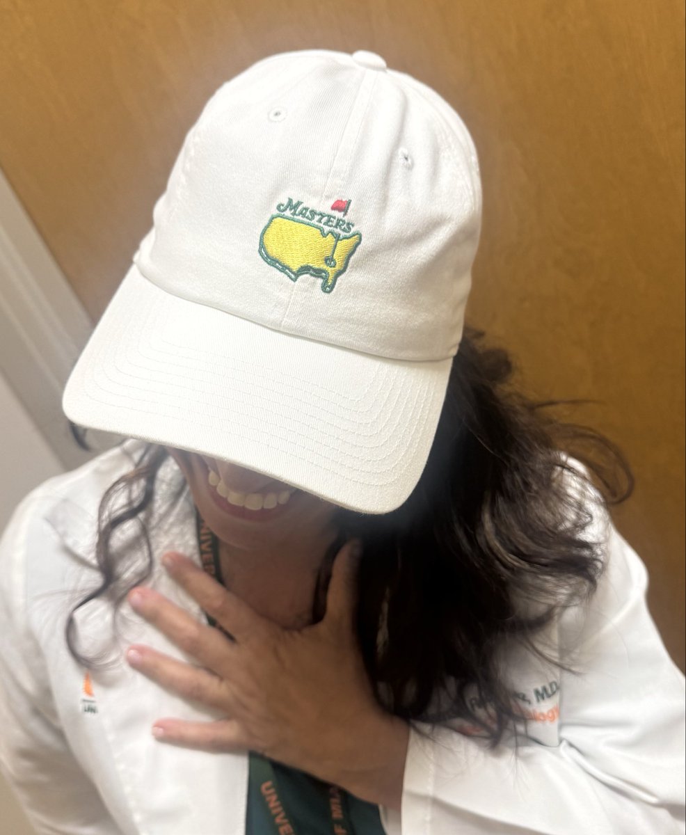 Latinamd's tweet image. Call me the Thoracic Oncology “Masters” ⛳️🏌️‍♀️

Today I received a special @TheMasters hat from a patient living with Stage IV EGFR #lungcancer—who checked off a bucket list dream of going to Augusta, GA to see it in person.

I’m glad to have had a little part to play in this