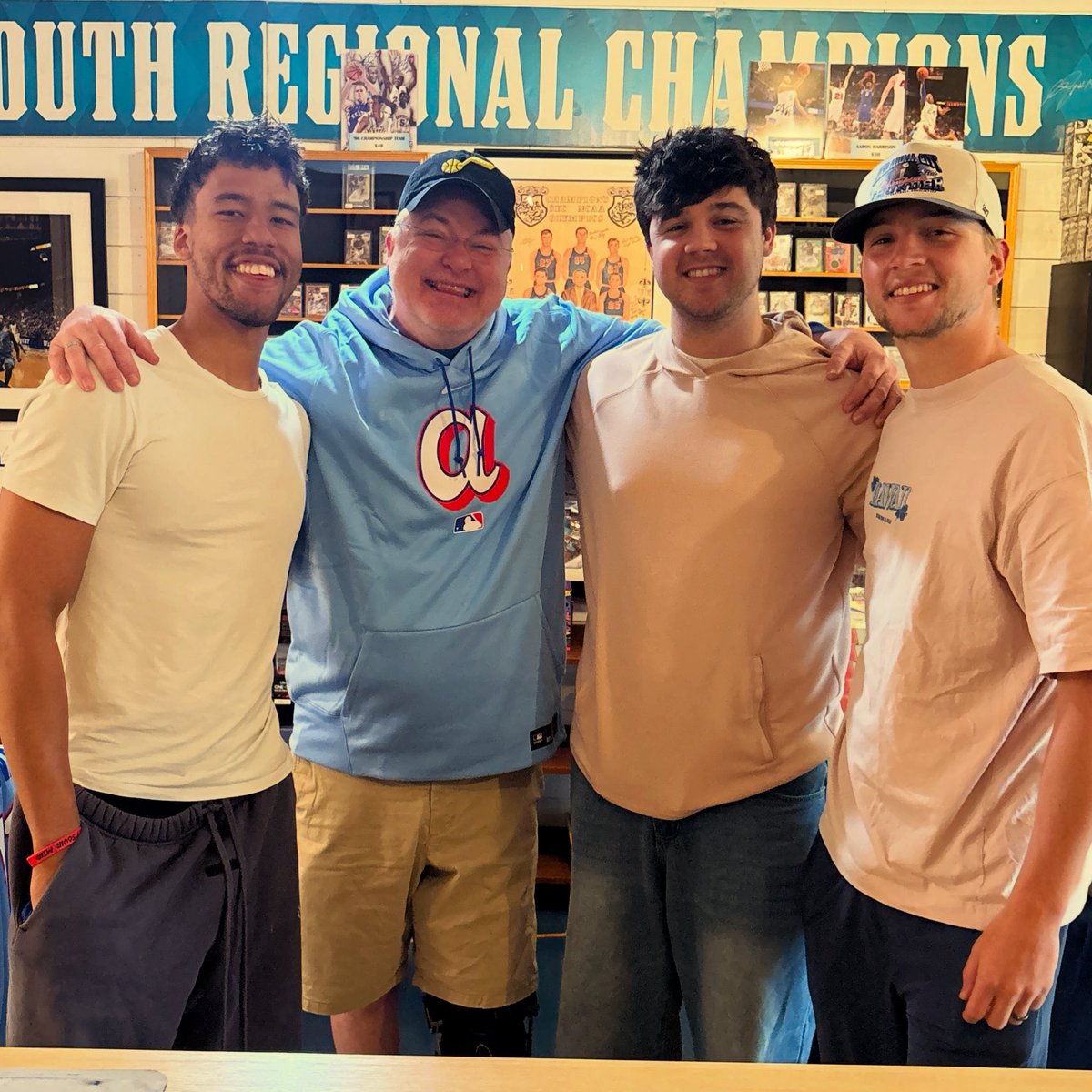 KentuckyCards tweet media