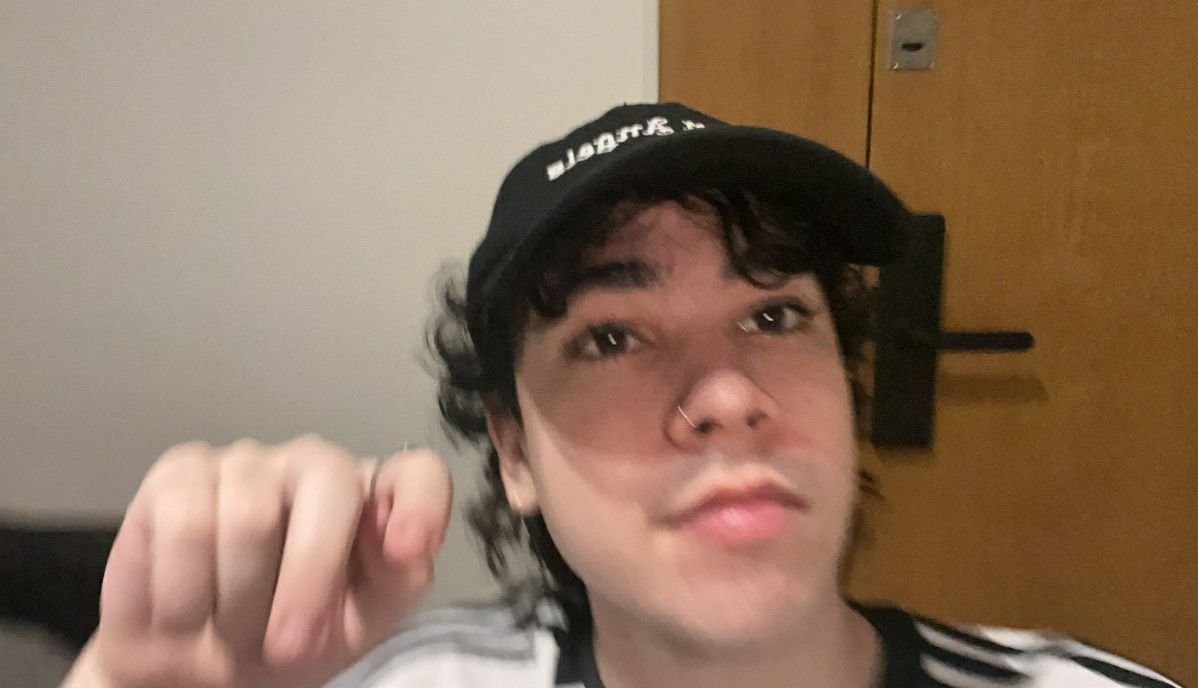 hourly spreen 🔸️ tweet media