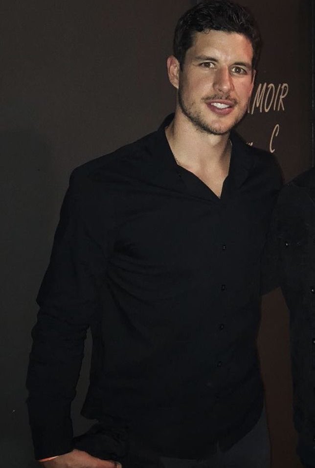 x - sidney crosby daily tweet media