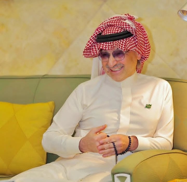 # اتقدم بمساعدات مالية لدعم العائلات المحتاجه ولفتح المشاريع ولقضاء الديون والزواج وبناء البيوت والعلاج ومن المهم الحين ومن آي وقت مضى ان نتوحد معاً لدعم من هم في أمس الحاجة للدعم  نُعين ونعاون على فعل الخير 🇴🇲🇰🇼🇦🇪🇶🇦🇧🇭🇸🇦