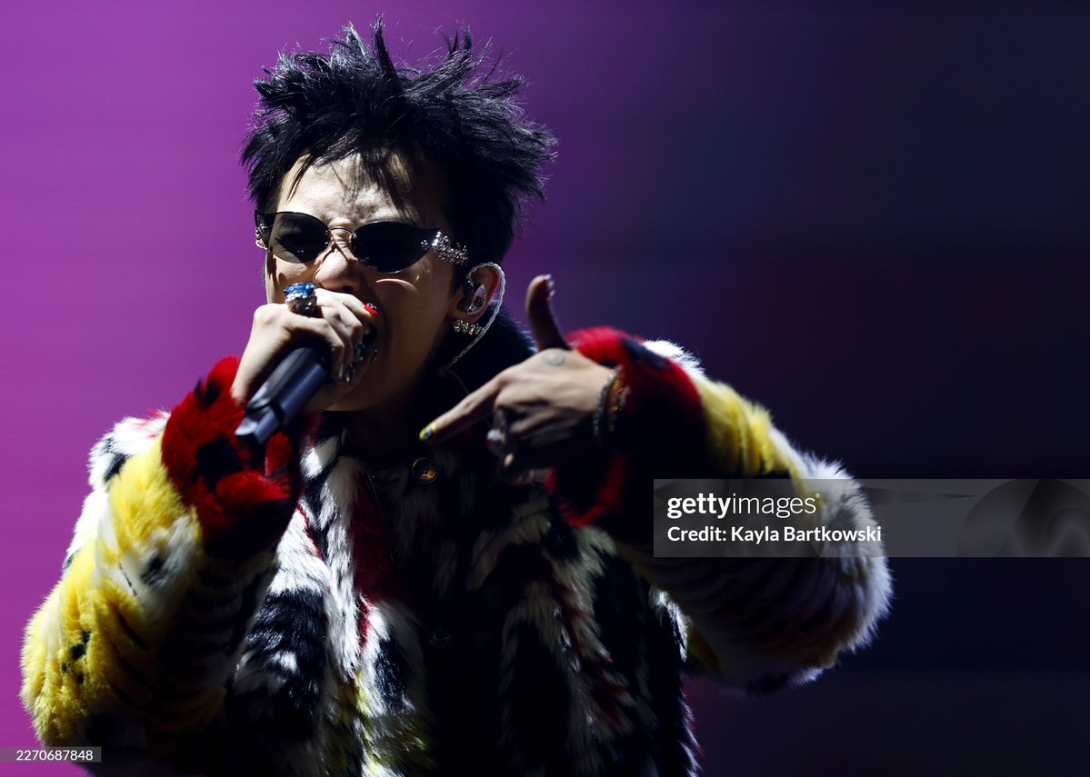 돌고래밥🐬👑 tweet media