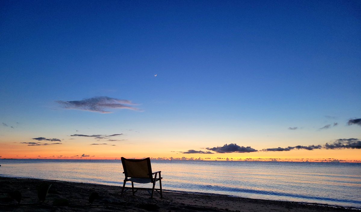 おはようございます☀️🙋
4月14日は「椅子の日」
お気に入りの
カーミットチェアで
これからもキャンプを
楽しんでいく｡😊
#椅子の日
#カーミットチェア
