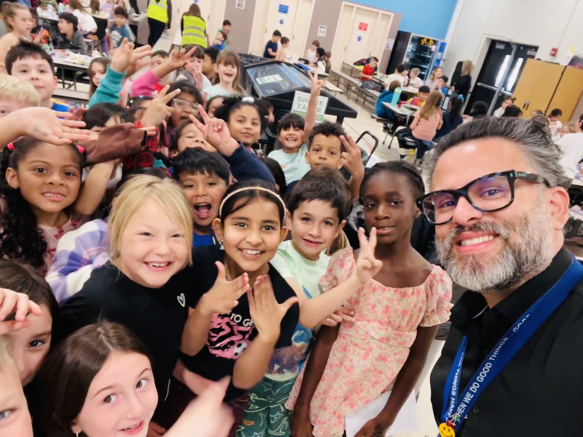 Fischer Elementary School tweet media