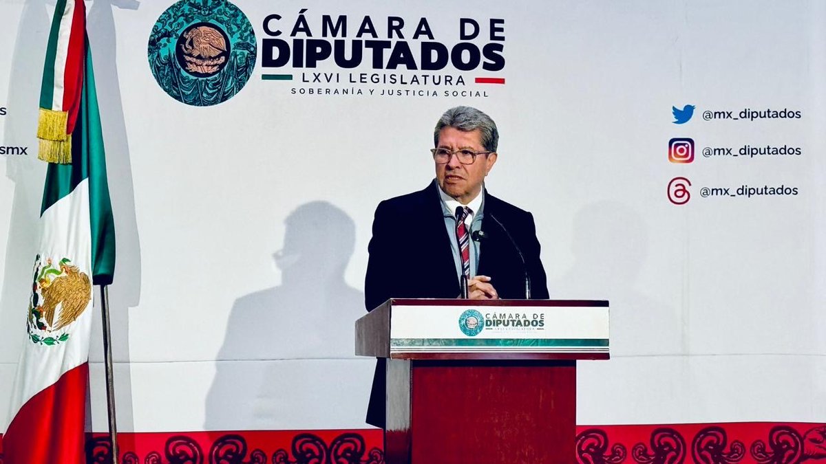 AztecaNoticias's tweet image. 🔴 Comparecencia por accidentes en #DosBocas tendrá que esperar. 

El líder de la mayoría de #Morena en Diputados, @RicardoMonrealA, pidió dar tiempo al gobierno para explicar lo ocurrido. 

Será la bancada oficialista la que decida si llaman o no a funcionarios.

Vía